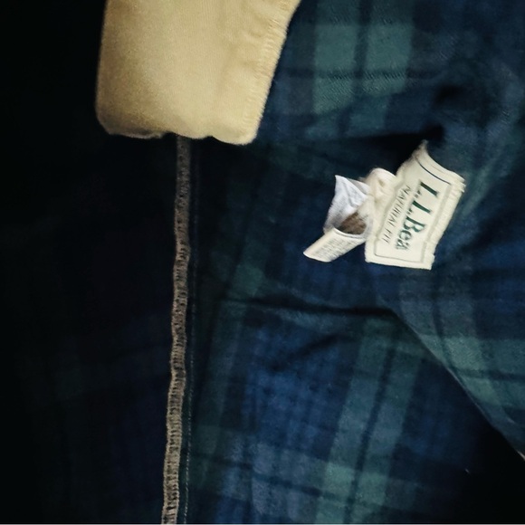 L.L. Bean Tan Chinos Relaxed Fit Cotton Blend - Picture 5 of 7